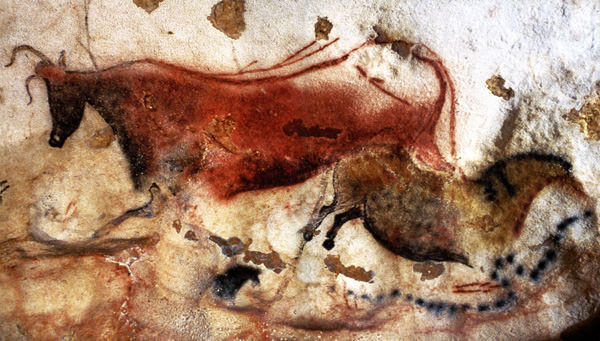 1. Lascaux Cave, France